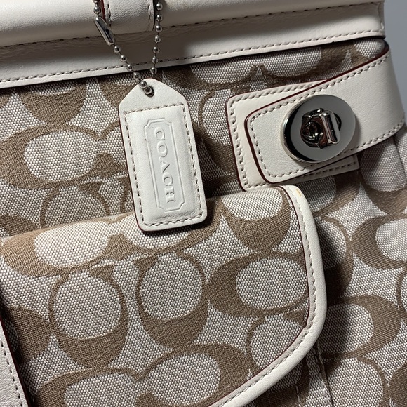 NWOT Coach Handbag - Never Used! - Picture 3 of 5